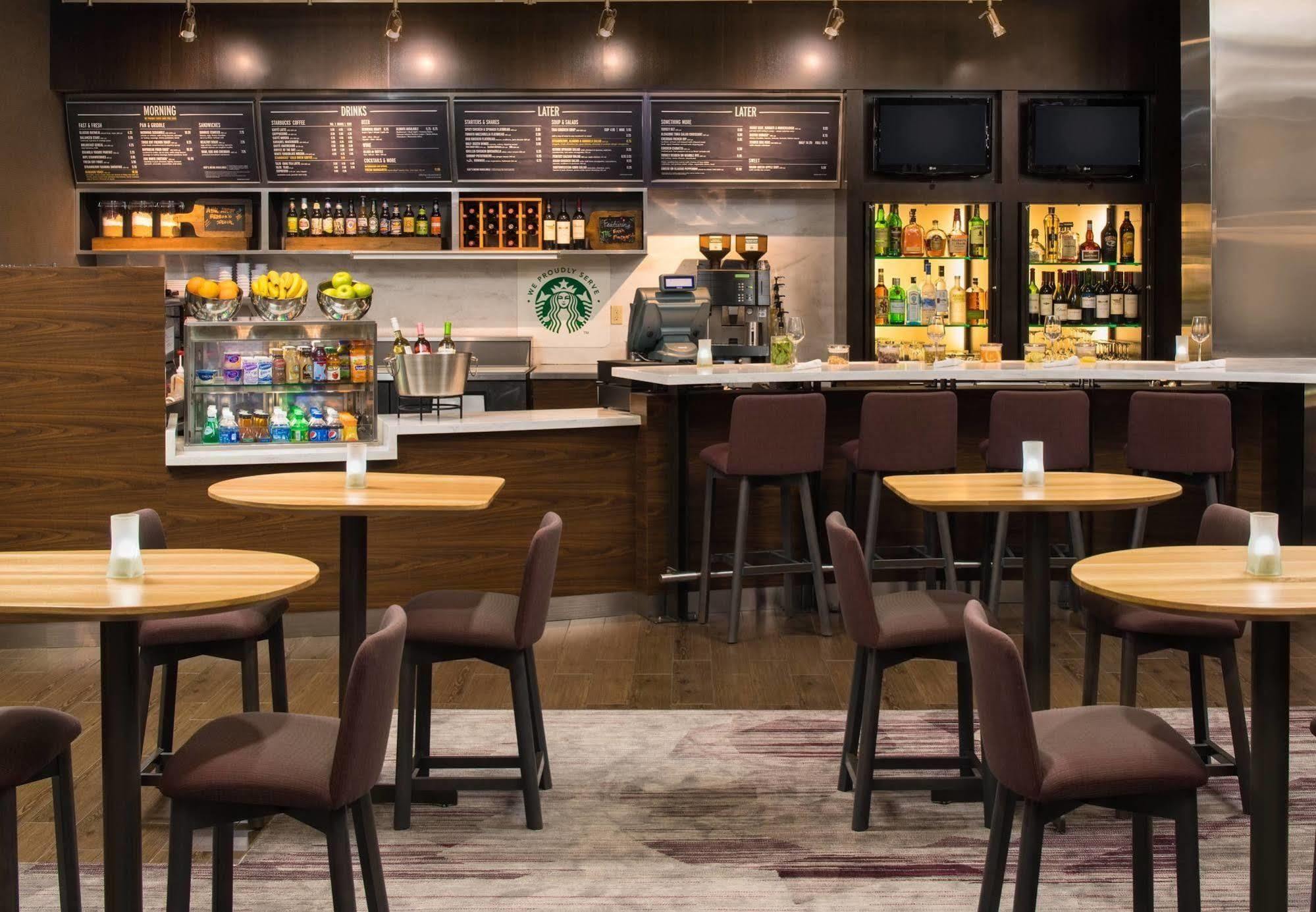 Courtyard By Marriott Seattle Federal Way Hotel Ngoại thất bức ảnh